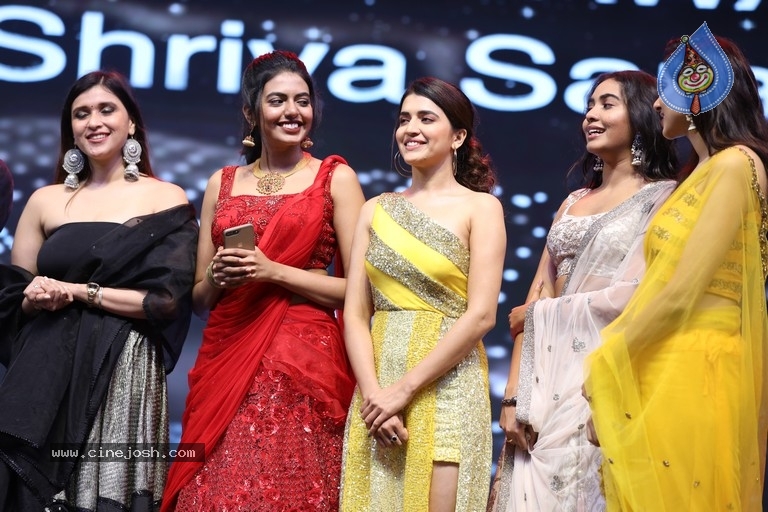 Santosham Awards 2019 - 13 / 38 photos