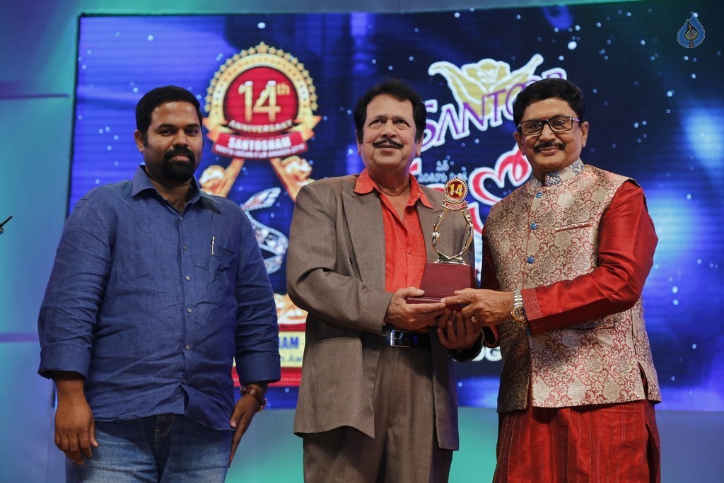 Santosham South India Film Awards 2016 Photos - 34 / 91 photos