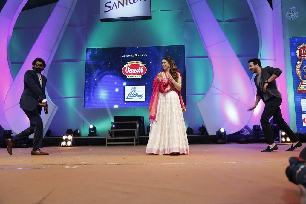 Santosham South India Film Awards 2016 Photos - 66 / 91 photos