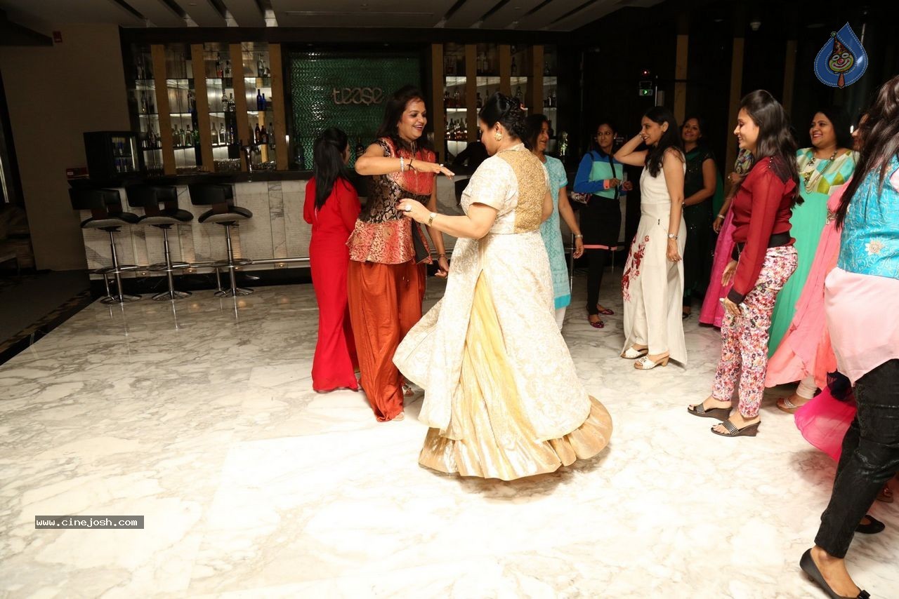 Sashi Nahata 25th Wedding Anniversary - 11 / 128 photos