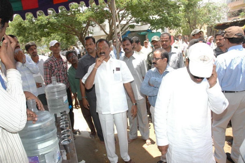 Sathya Sai Baba Condolences Photos - 107 / 109 photos