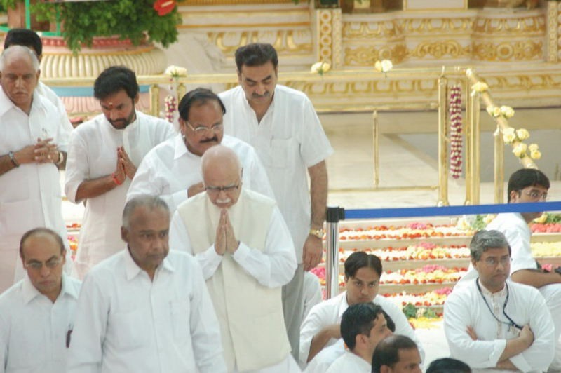Sathya Sai Baba Maha Samadhi Photos - 13 / 59 photos