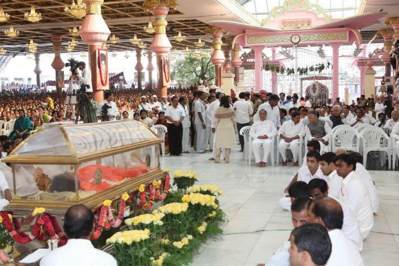 Sathya Sai Baba Maha Samadhi Photos - 15 / 59 photos