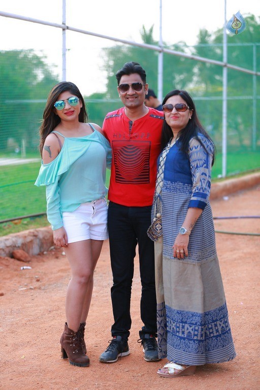 SEAT-Finecab Cricket Tournament 2017 - 53 / 84 photos