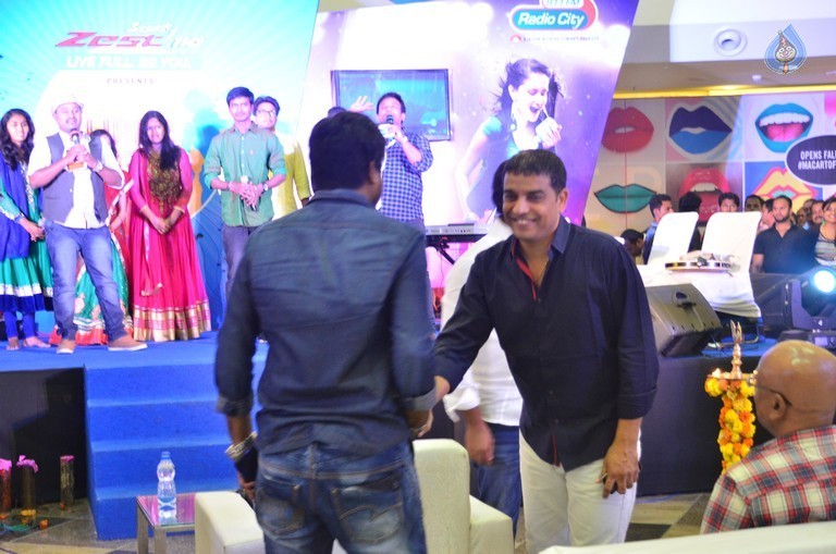 SFS Team at Radio City Super Singer Event - 2 / 21 photos