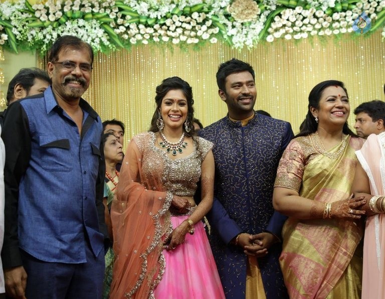 Shanthnu and Keerthi Wedding Reception Photos - 3 / 126 photos