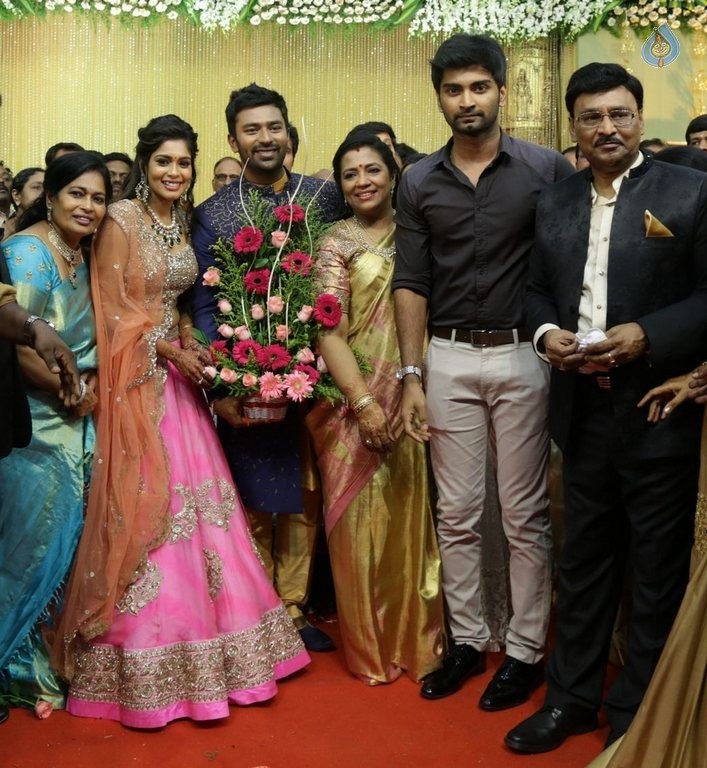 Shanthnu and Keerthi Wedding Reception Photos - 14 / 126 photos