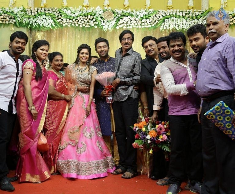 Shanthnu and Keerthi Wedding Reception Photos - 38 / 126 photos