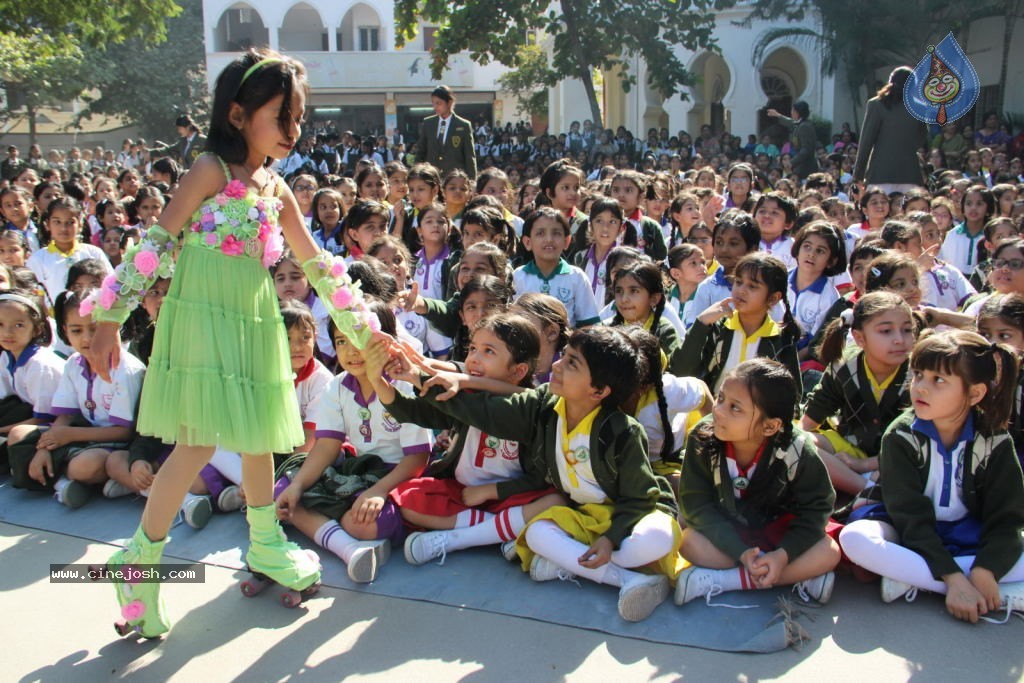 Shiksha Sagar Shah India Book of Records Event - 45 / 116 photos