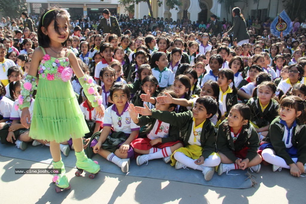 Shiksha Sagar Shah India Book of Records Event - 94 / 116 photos