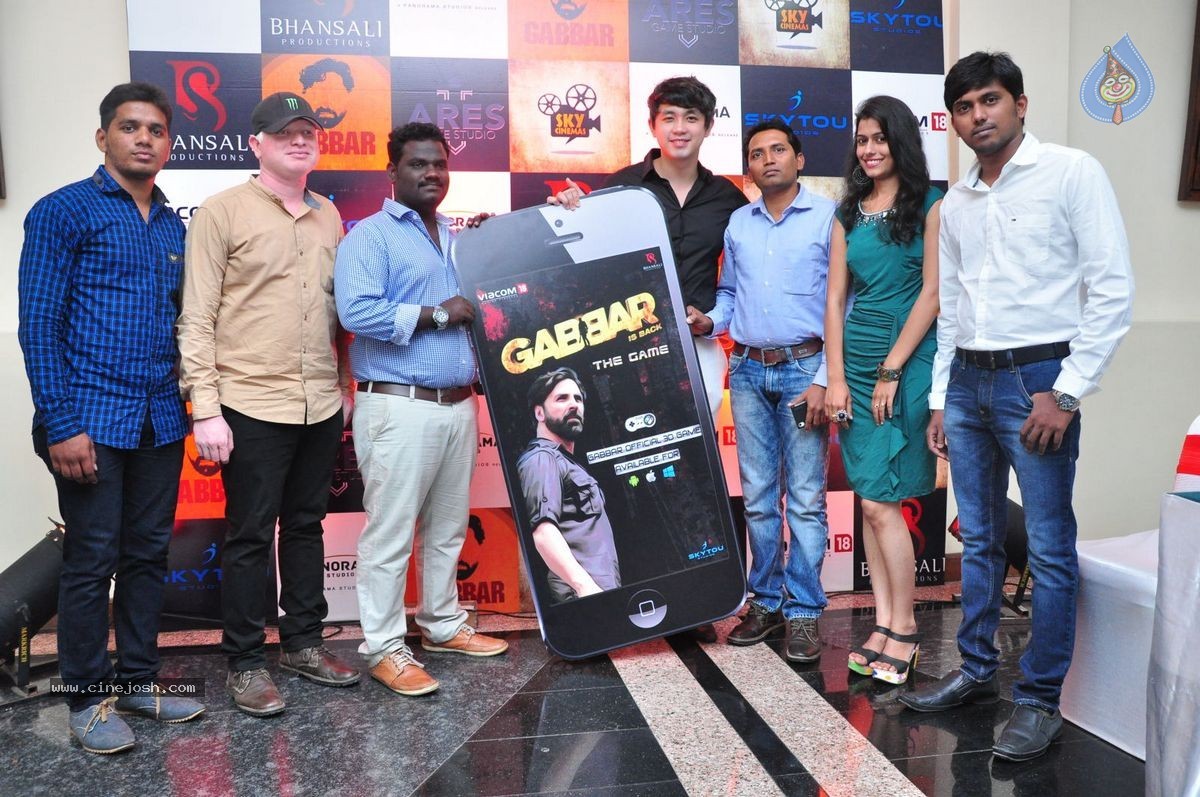 Shruti Hassan Launches Gabbar Game - 22 / 69 photos