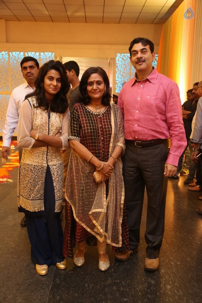 Shyam Prasad Reddy Daughter Wedding Photos 2 - 97 / 119 photos