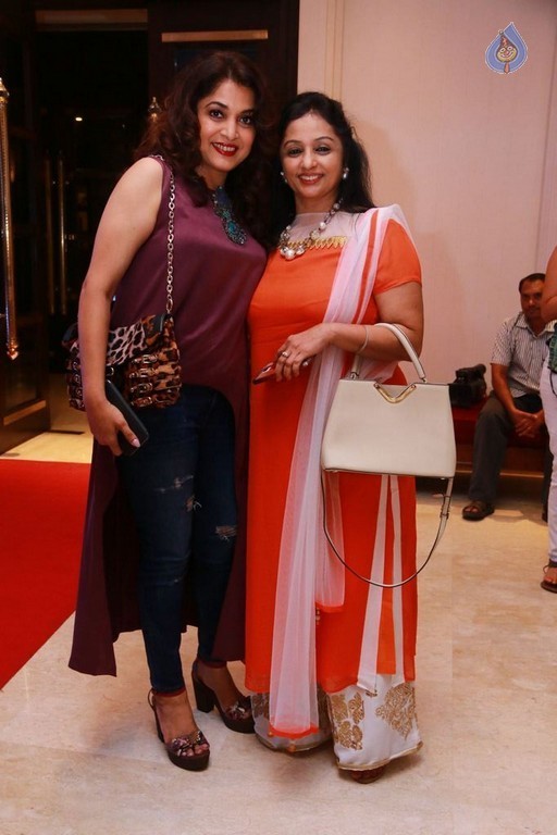 Sidney Sladen 2015 Breakaway Fashion Show - 70 / 73 photos