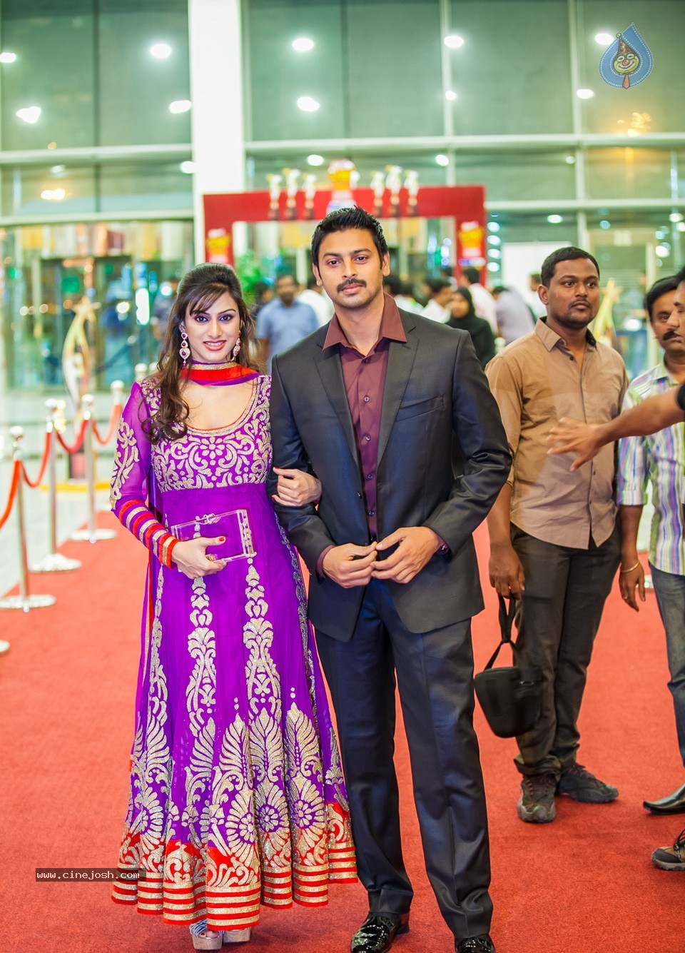 SIIMA 2013 Awards Day2 Photos 01 - 72 / 153 photos