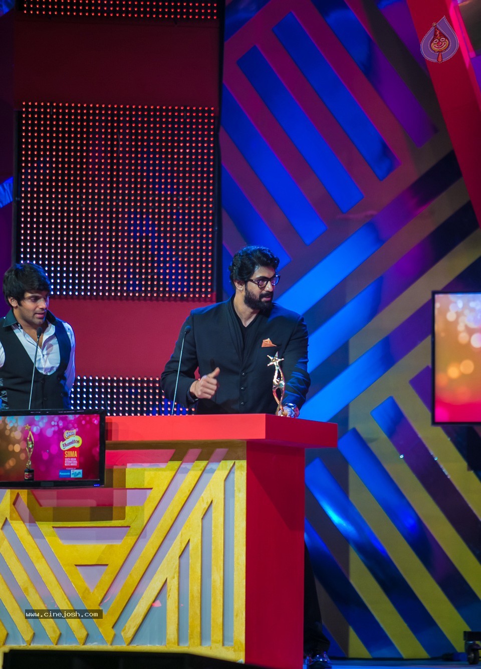 SIIMA 2013 Awards Day2 Photos 01 - 83 / 153 photos