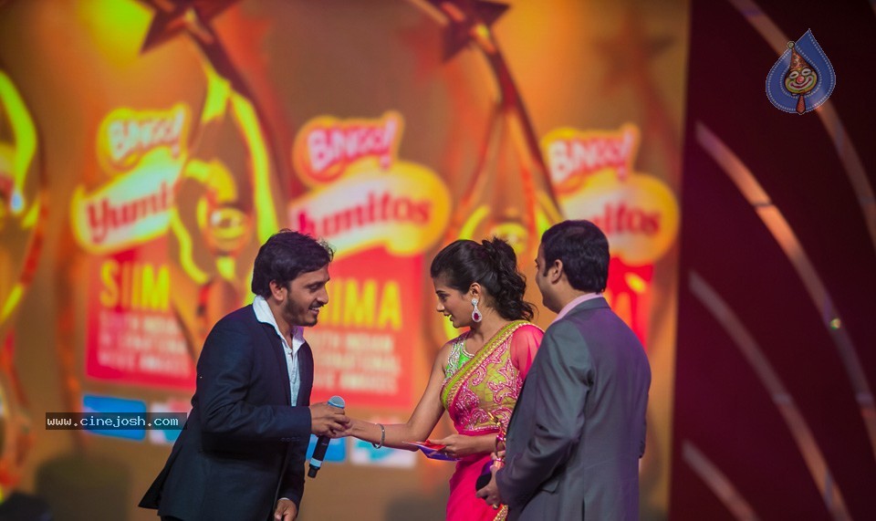 SIIMA 2013 Awards Day2 Photos 02 - 22 / 156 photos
