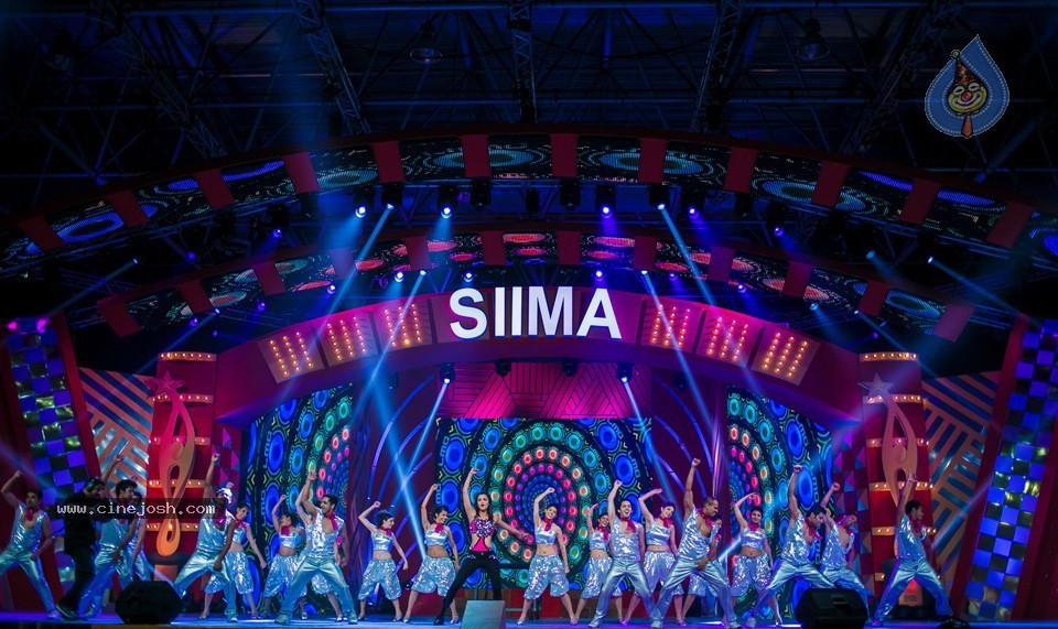 SIIMA 2013 Awards Day2 Photos 02 - 155 / 156 photos