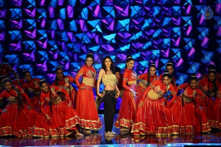 SIIMA 2016 Awards Day 2 - 10 / 32 photos