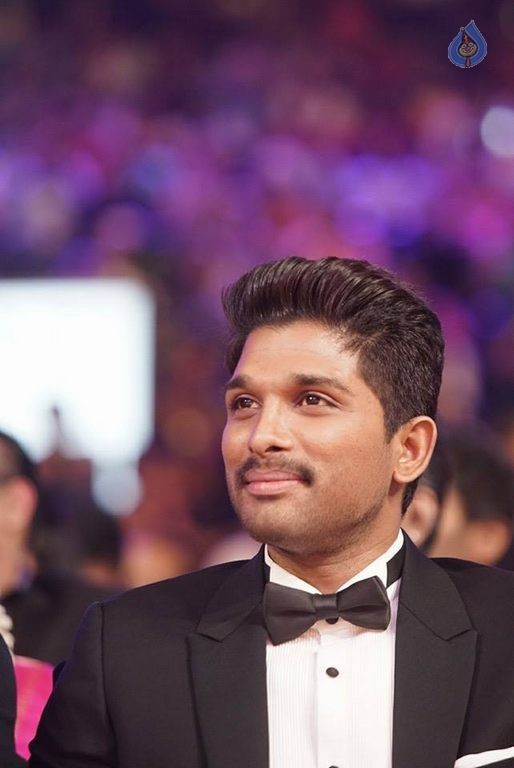 SIIMA Awards 2015 Event Photos - 14 / 74 photos