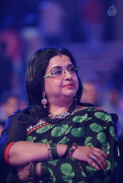 SIIMA Awards 2015 Event Photos - 28 / 74 photos