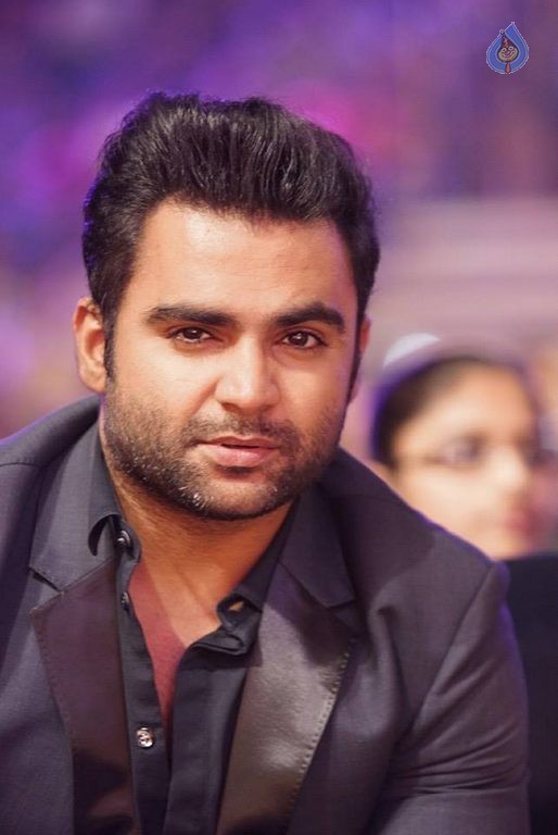 SIIMA Awards 2015 Event Photos - 31 / 74 photos