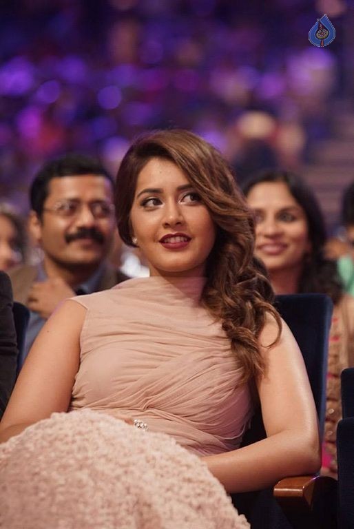SIIMA Awards 2015 Event Photos - 59 / 74 photos