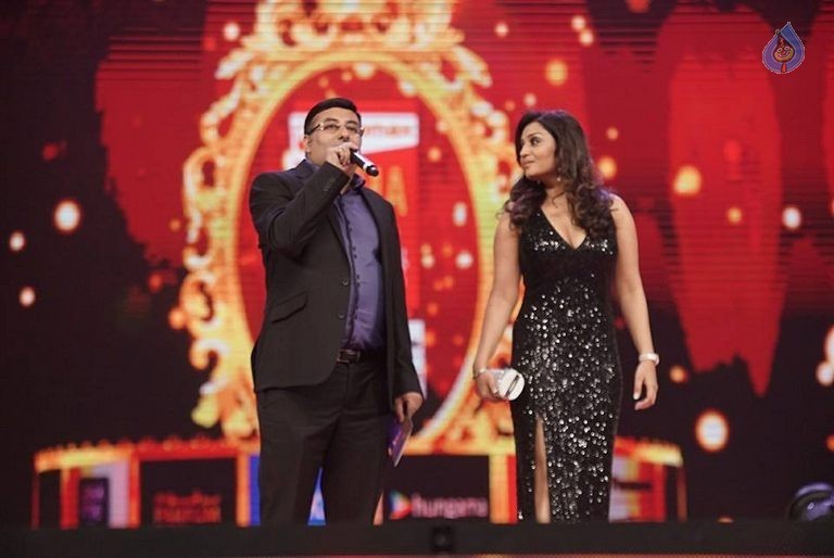 SIIMA Awards 2015 Event Photos - 69 / 74 photos