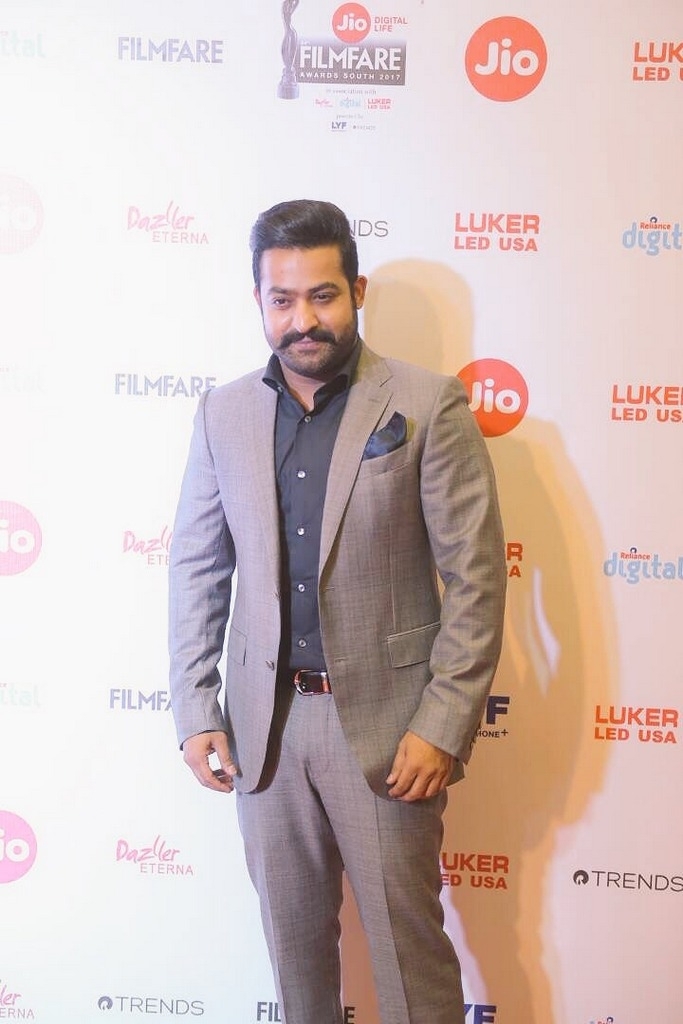 SIIMA Awards 2017 Photos - 9 / 56 photos