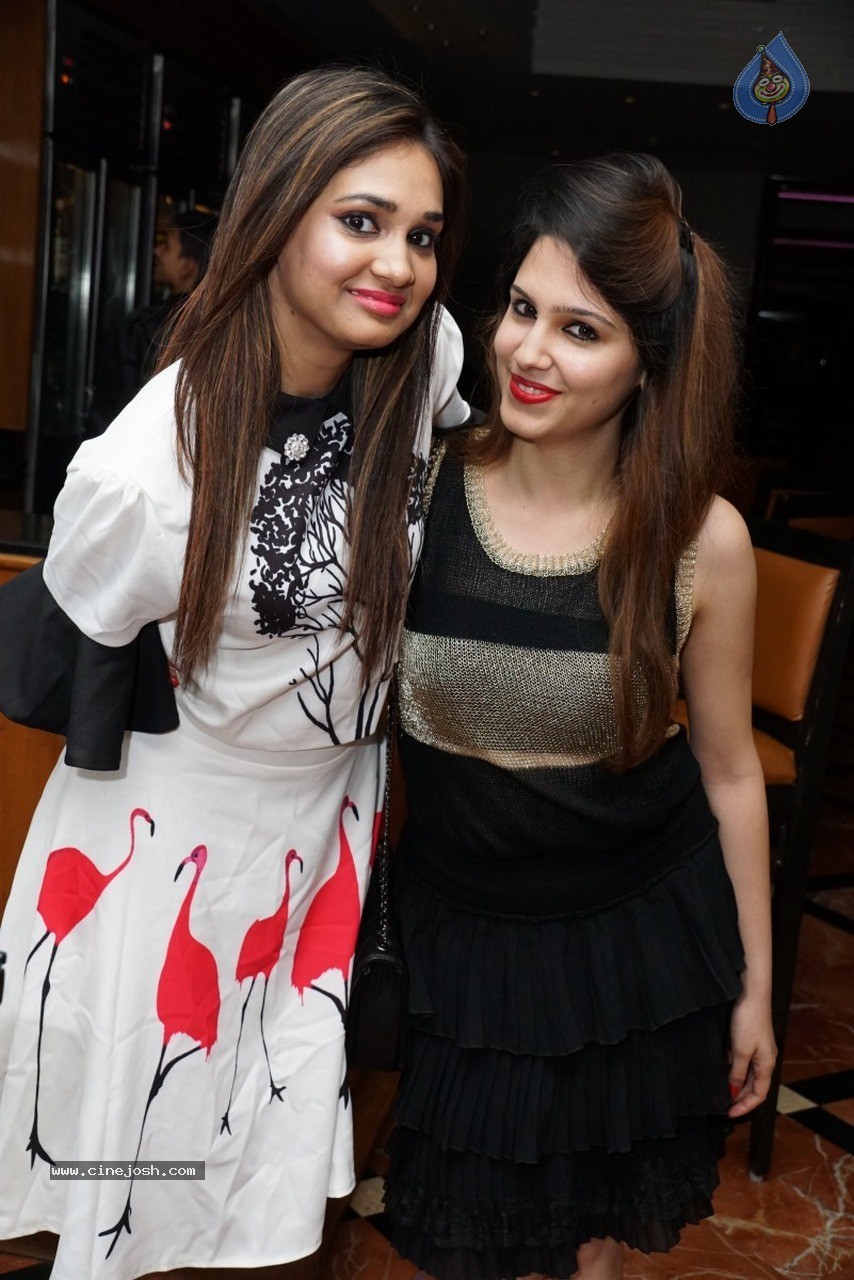 Sikander n Shaheen Wedding Anniversary Event - 30 / 120 photos