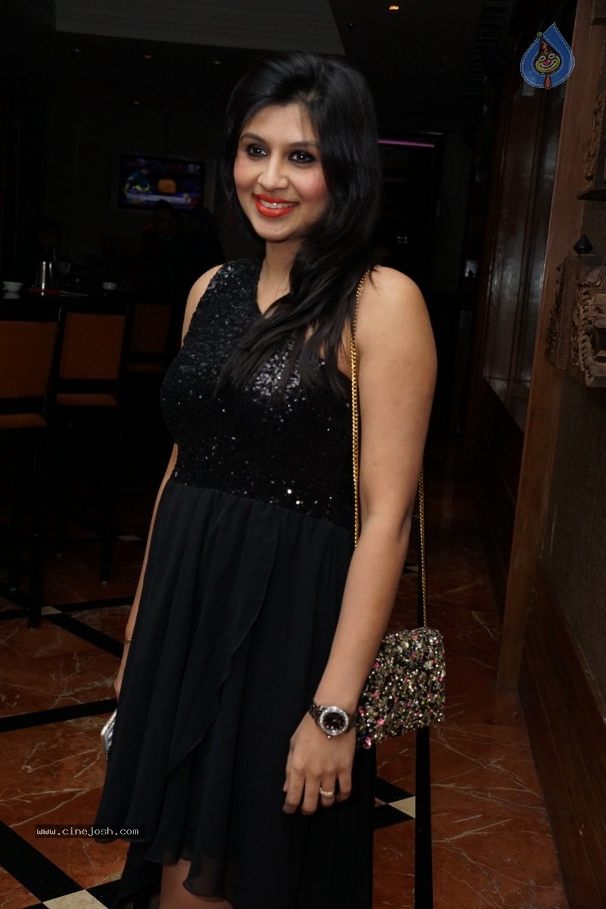 Sikander n Shaheen Wedding Anniversary Event - 49 / 120 photos