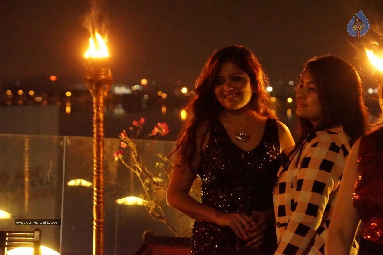 Sikander n Shaheen Wedding Anniversary Event - 53 / 120 photos