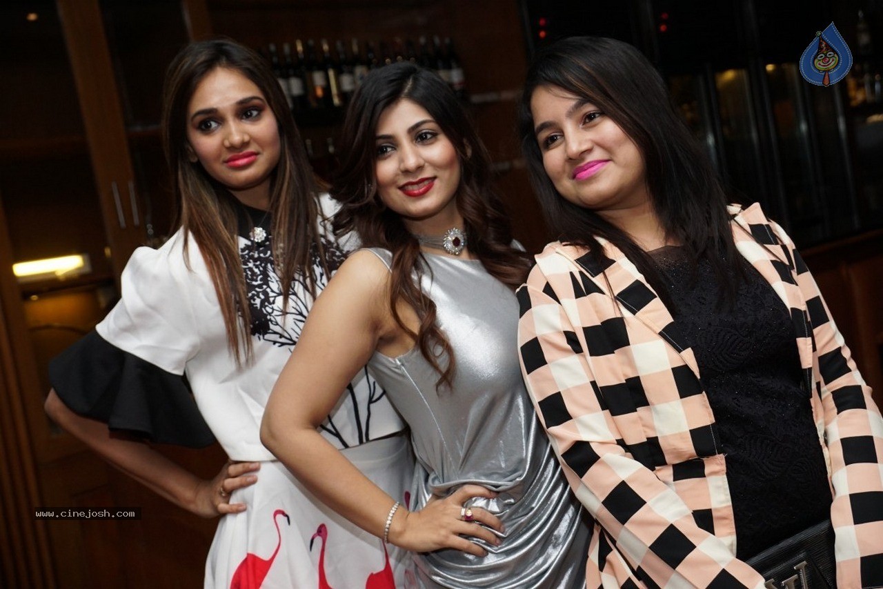 Sikander n Shaheen Wedding Anniversary Event - 65 / 120 photos