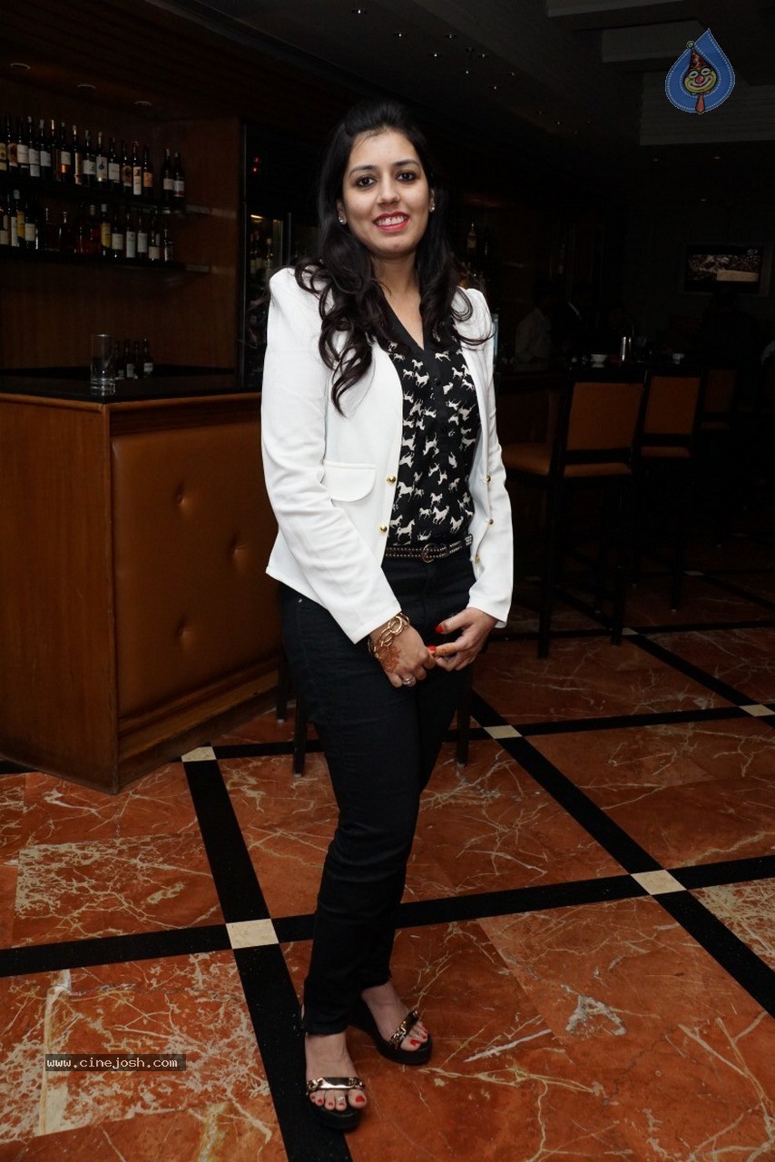 Sikander n Shaheen Wedding Anniversary Event - 70 / 120 photos