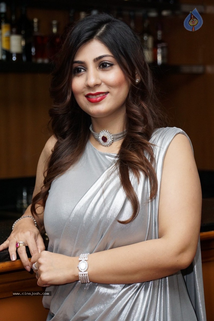 Sikander n Shaheen Wedding Anniversary Event - 85 / 120 photos