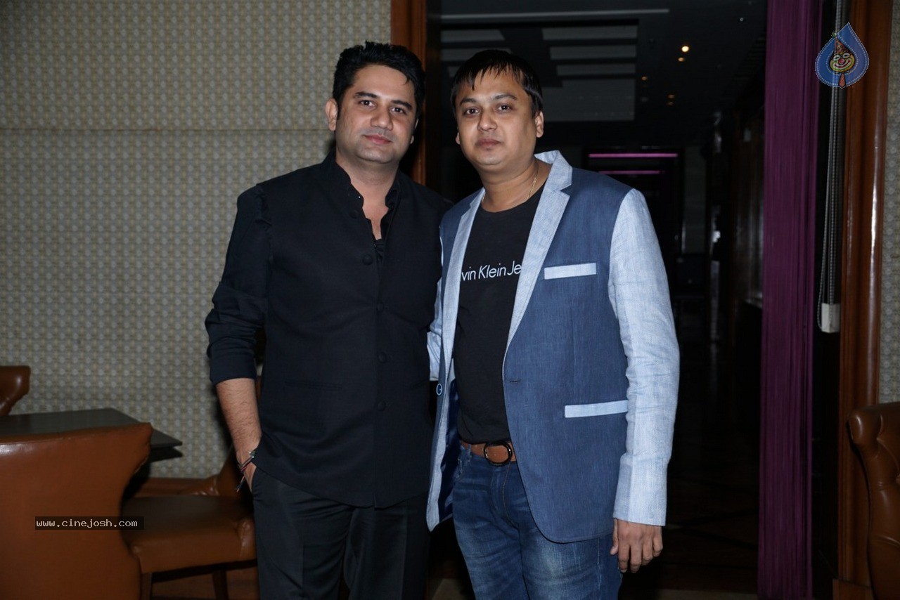 Sikander n Shaheen Wedding Anniversary Event - 117 / 120 photos