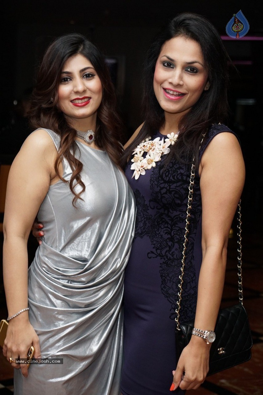 Sikander n Shaheen Wedding Anniversary Event - 118 / 120 photos