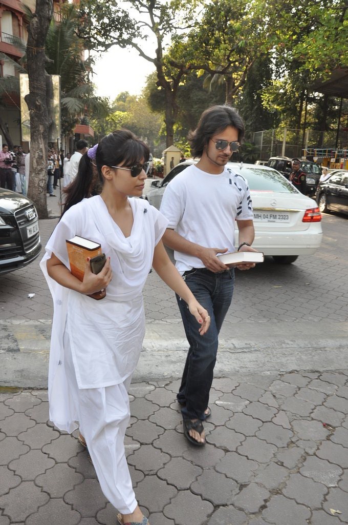 Sonu Nigam Mother Chautha Ceremony - 19 / 68 photos