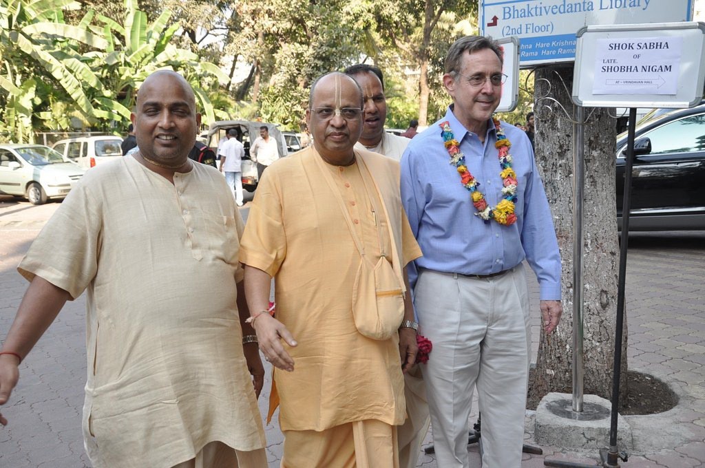 Sonu Nigam Mother Chautha Ceremony - 52 / 68 photos