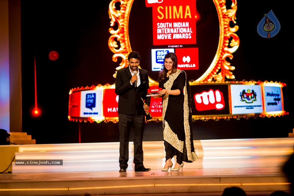 South Indian International Movie Awards 2014 - 181 / 255 photos