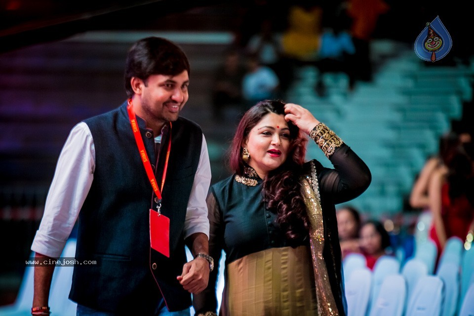 South Indian International Movie Awards 2014 - 245 / 255 photos