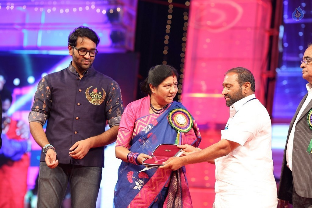 Sree Vidyanikethan Annual Day Celebrations 2 - 23 / 38 photos