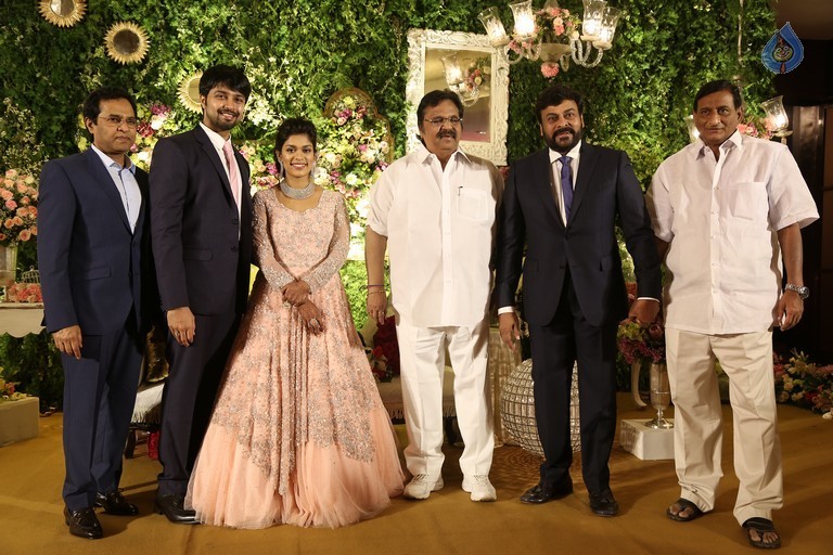 Sreeja and Kalyan Wedding Reception 4 - 16 / 102 photos