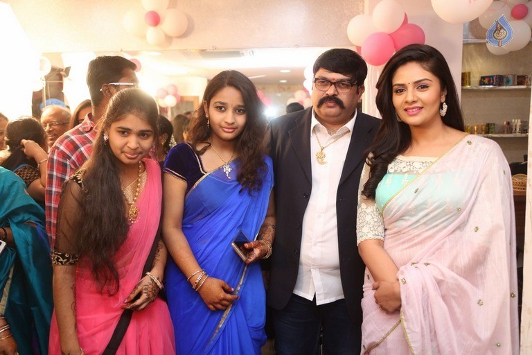 Sreemukhi Launches Manvis Saloon - 2 / 42 photos