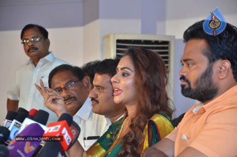 Sri Reddy Press Meet At Chennai Press Club - 16 / 21 photos