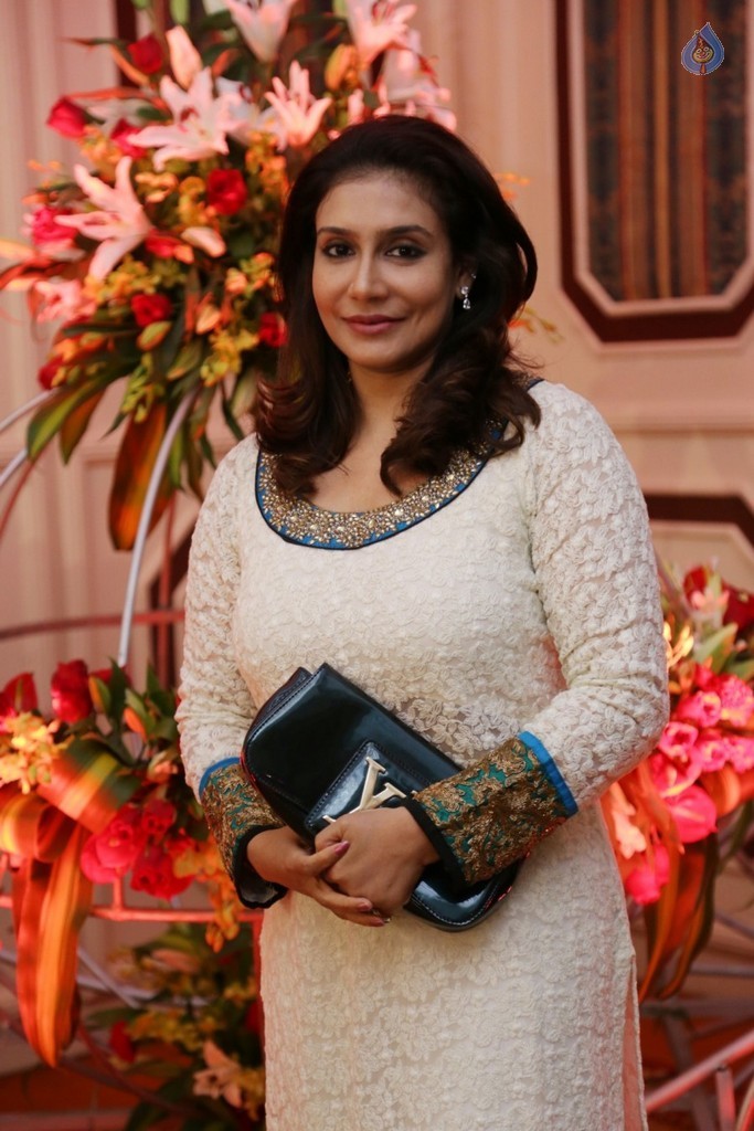 Sripriya and Rajkumar 25th Wedding Anniversary Event 2 - 75 / 101 photos