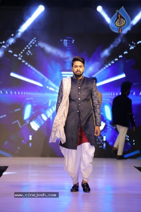 Sthri Grand Launch Designers Fashion Show Photos - 60 / 62 photos