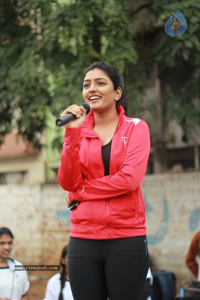 Street Cause St Martins 5K Run Event - 23 / 48 photos