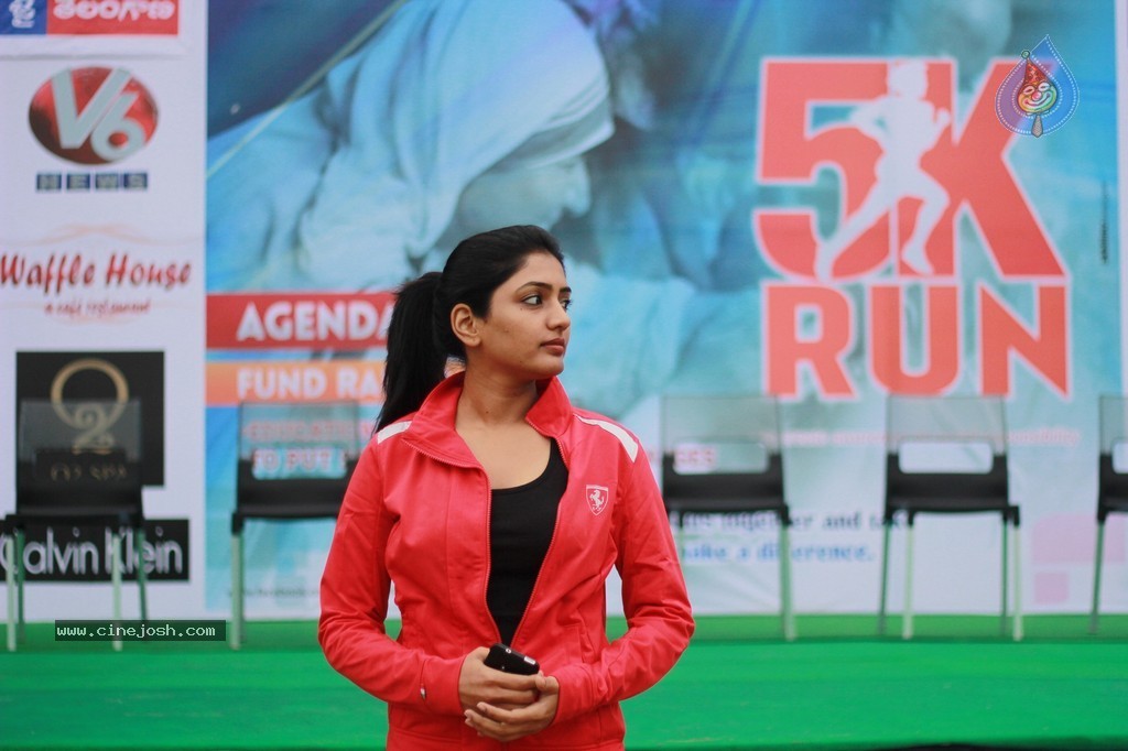 Street Cause St Martins 5K Run Event - 34 / 48 photos