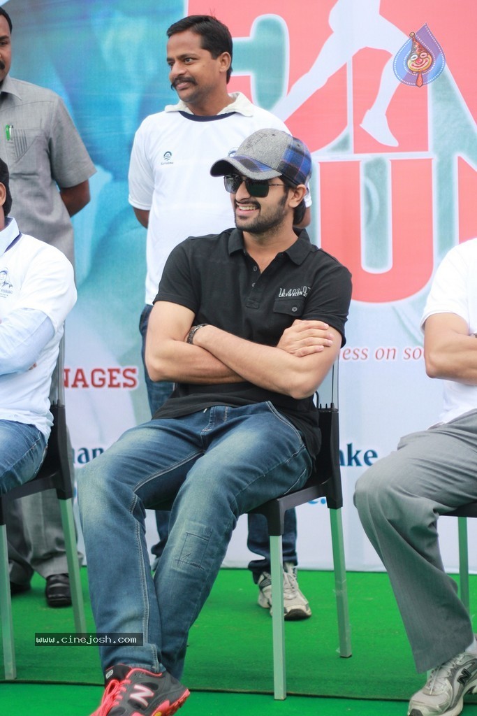 Street Cause St Martins 5K Run Event - 39 / 48 photos