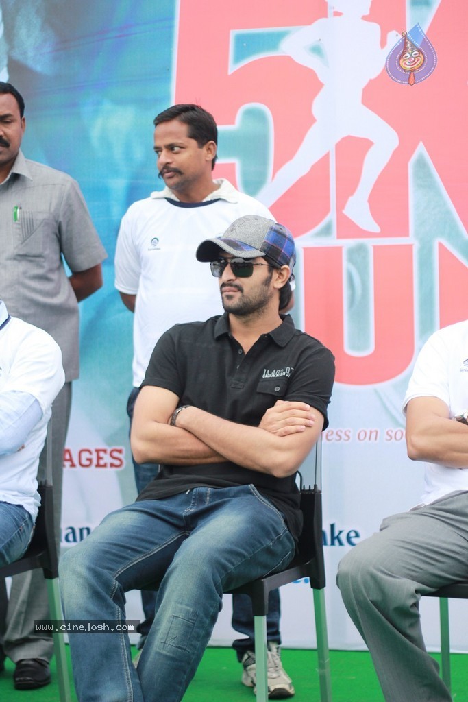 Street Cause St Martins 5K Run Event - 46 / 48 photos